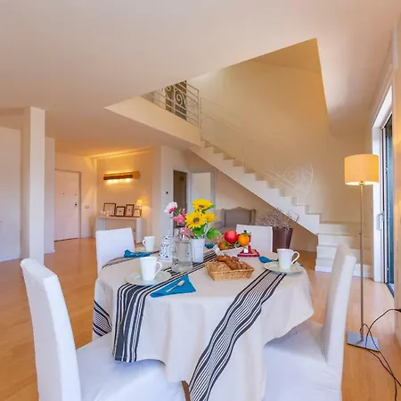 Sleeps 6 Wifi Apartament Baveno