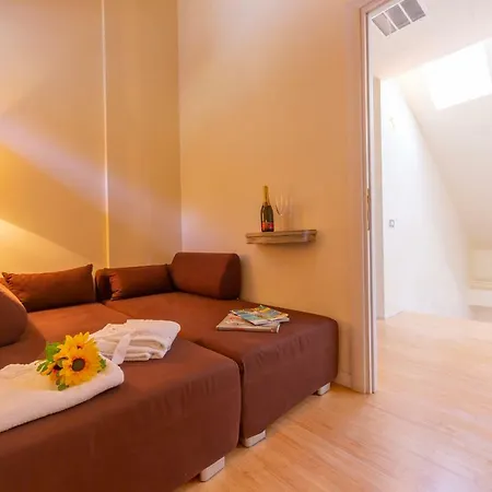 Sleeps 6 Wifi *